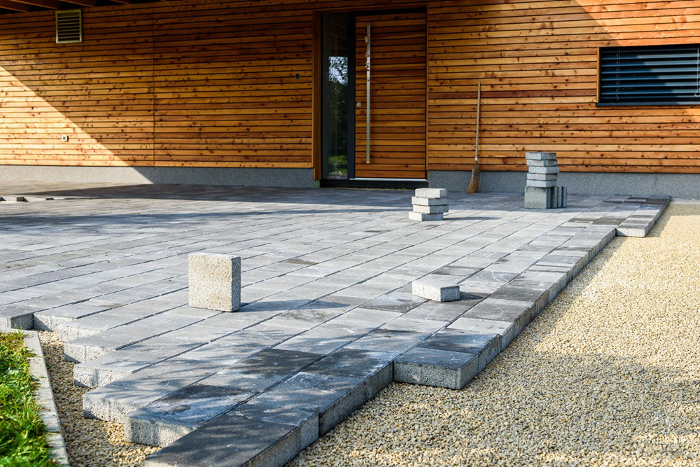 Advantages of Installing a Paver Patio for Your Home