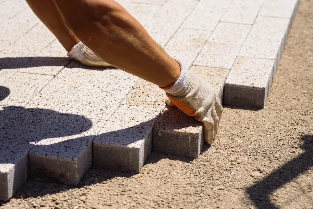 Concrete vs. Pavers: Which is Cheaper for Florida Homes?
