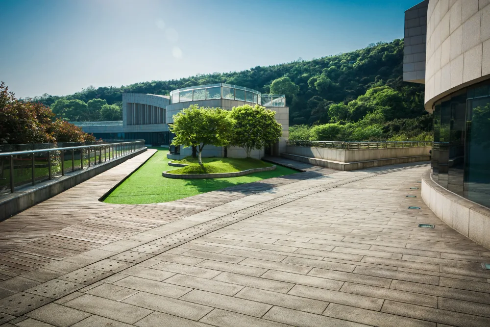 How to Pick the Right Paving Contractor for Your Property